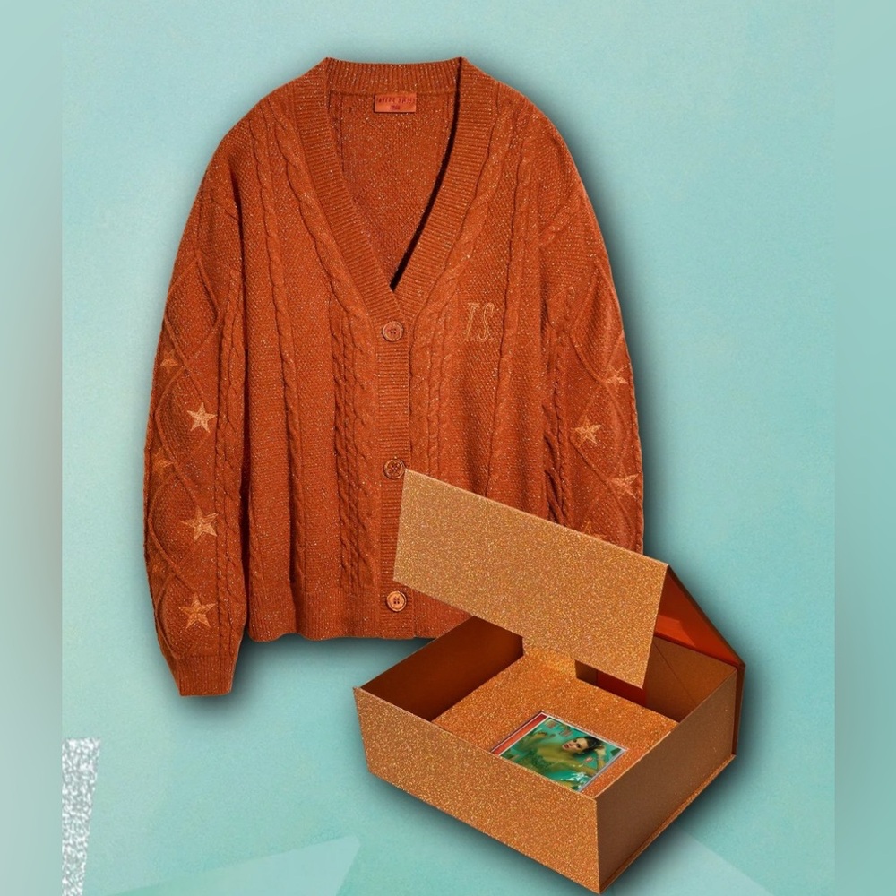 THE LIFE OF A SHOWGIRL CARDIGAN BOX SET